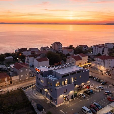 Mintos Luxury Resort Podstrana Bagian luar foto