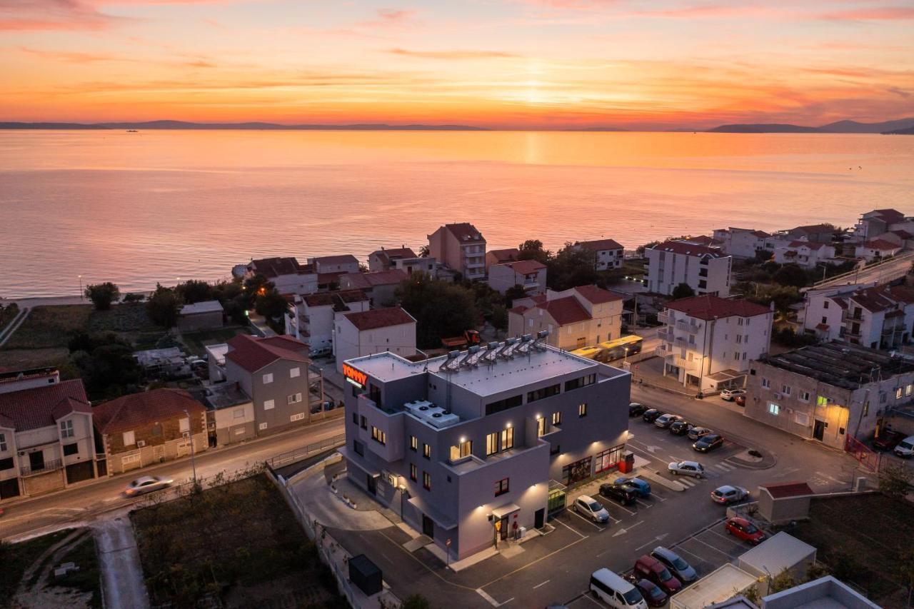 Mintos Luxury Resort Podstrana Bagian luar foto