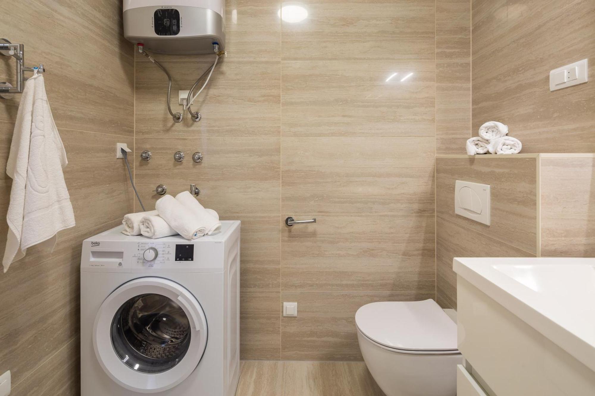 Mintos Luxury Resort Podstrana Ruang foto